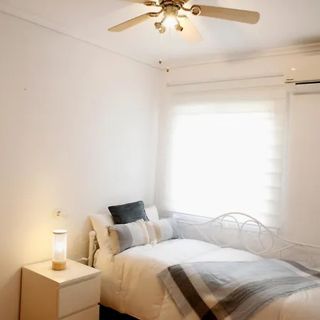 Bungalow Gran Alacant Semesterbostad